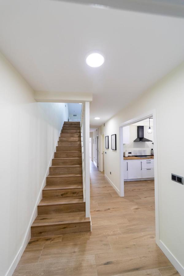 Apartamentos San Lazaro Сантьяго-де-Компостела Экстерьер фото