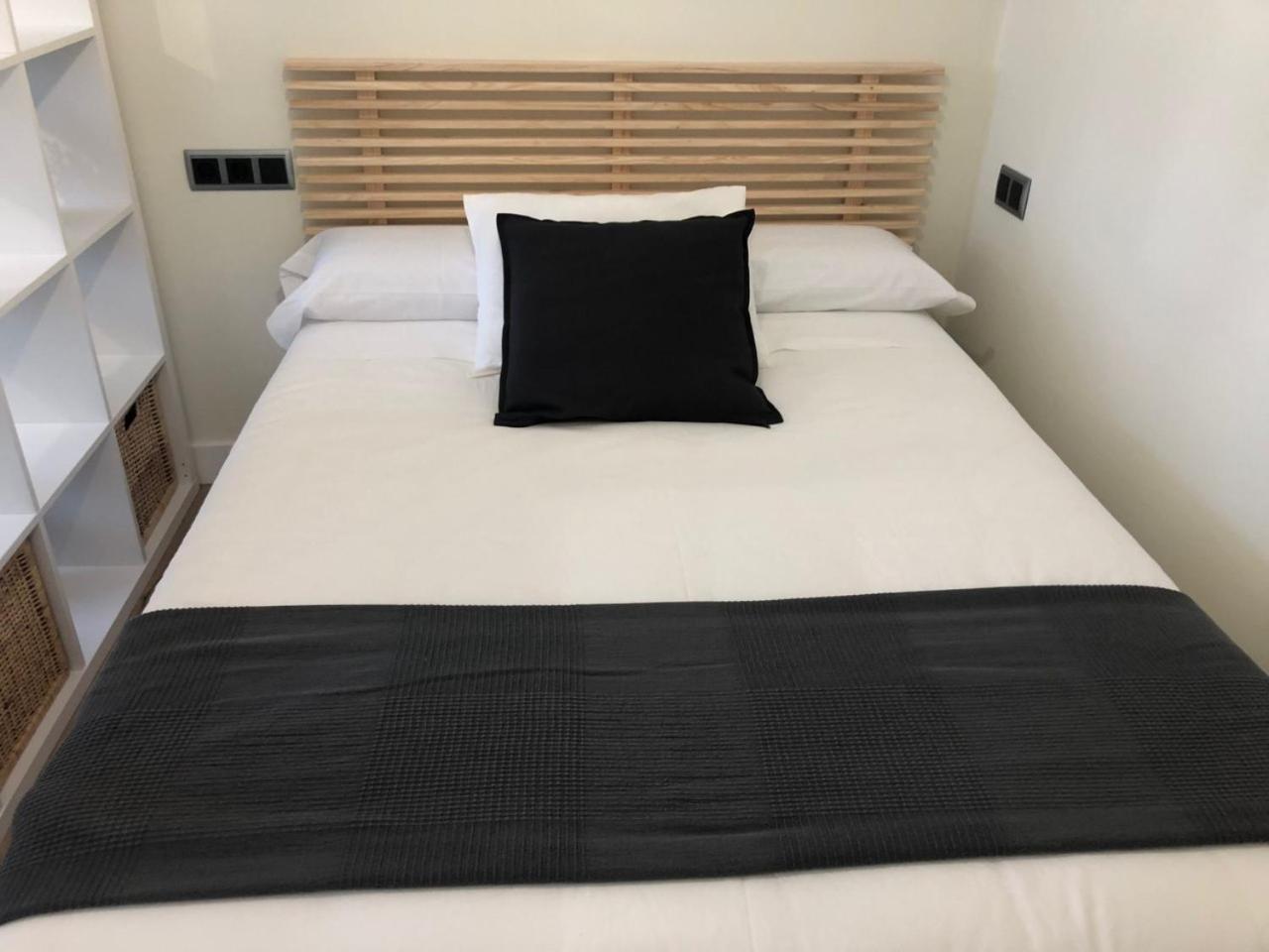 Apartamentos San Lazaro Сантьяго-де-Компостела Экстерьер фото